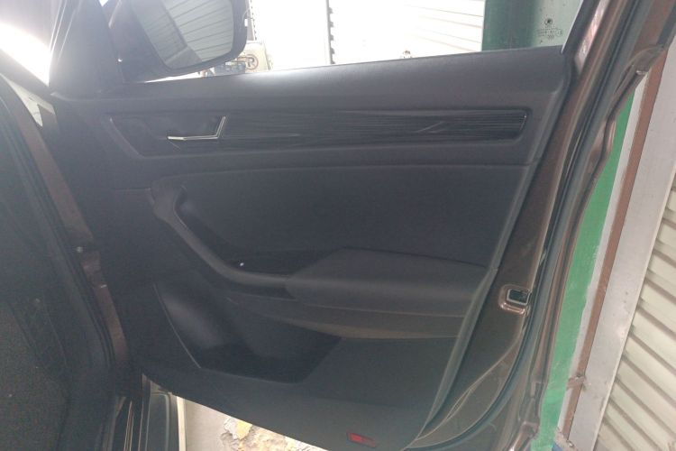 斯柯达 柯迪亚克 2018款 TSI330 7座两驱豪华优享版中控内饰7005