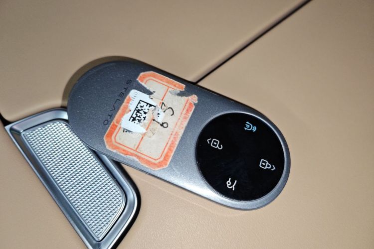 鸿蒙智行 享界S9 2024款 纯电 Ultra 四驱旗舰版中控内饰11