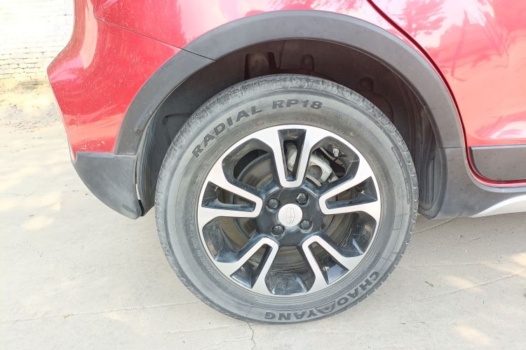 吉利汽车 远景X3 2017款 1.5L 自动精英型车身外观6008