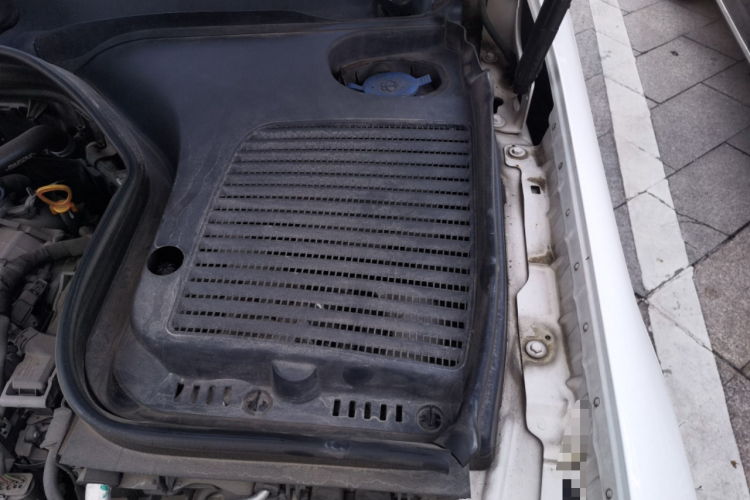 奔驰GLC 2018款 GLC 300 4MATIC 动感型局部细节9007