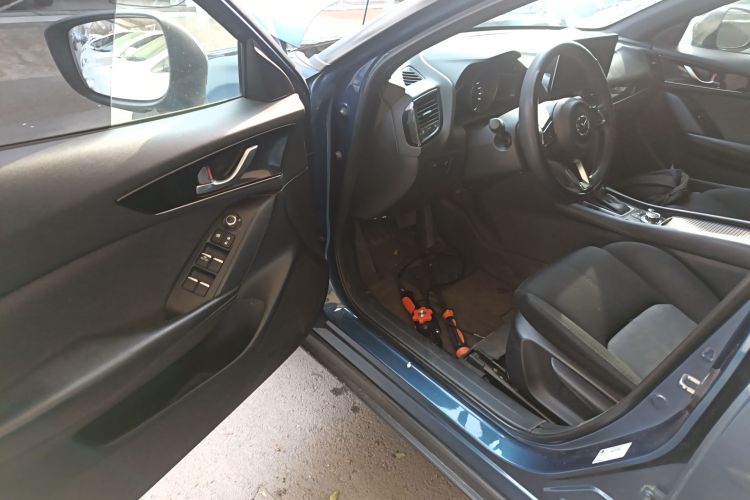 马自达CX-4 2020款 2.0L 自动两驱蓝天活力版中控内饰20