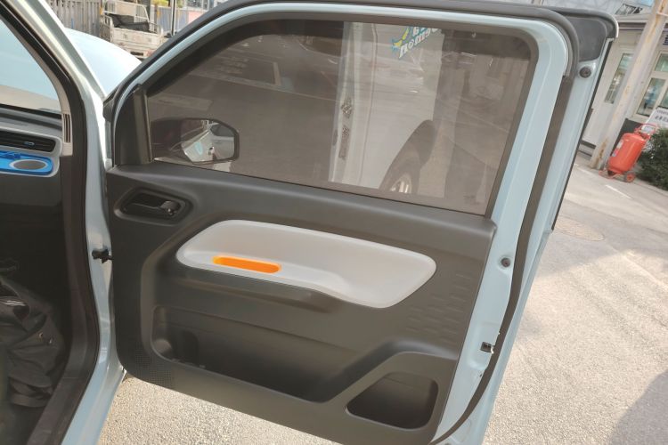 五菱汽车 宏光MINIEV 2020款 自在款 三元锂中控内饰7005