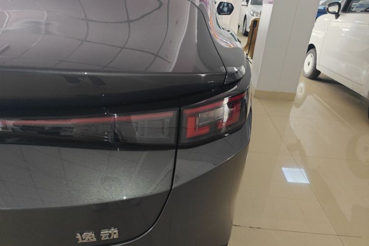 长安 逸动 2025款 蓝鲸 1.5T 500Bar旗舰型车身外观6006