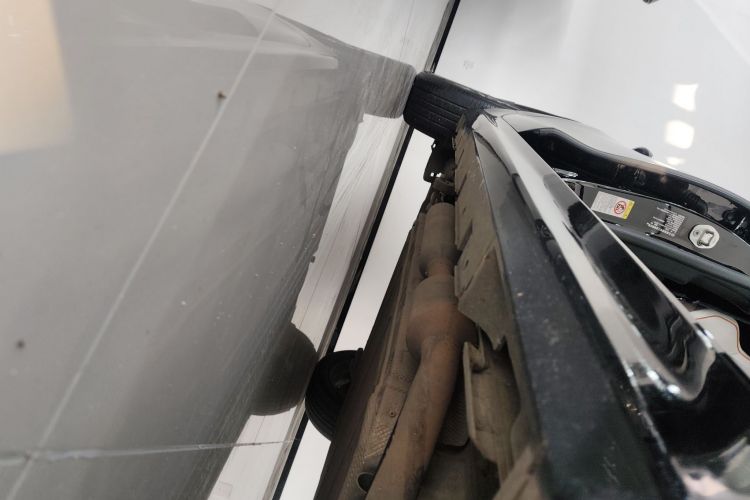 比亚迪 秦PLUS 2023款  冠军版 DM-i 120KM超越型局部细节9001