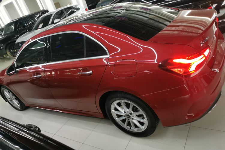 奔驰A级 2021款 A 200 L 运动轿车时尚型车身外观6003