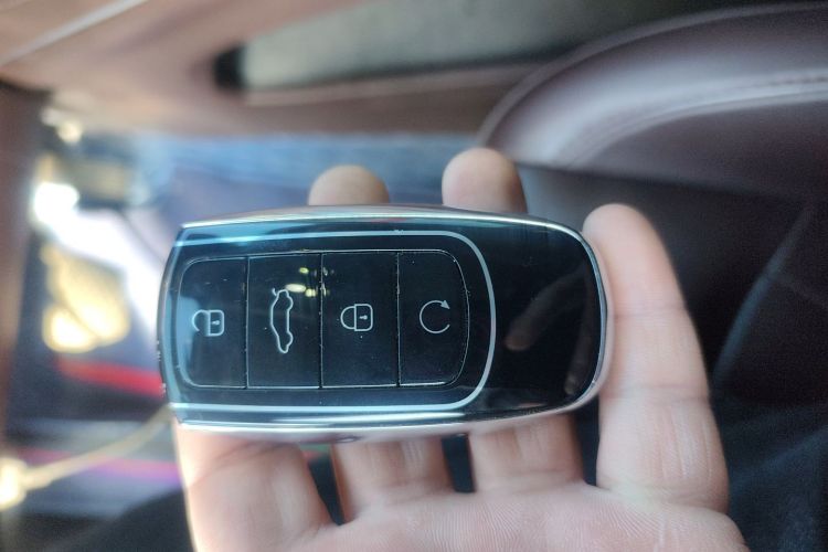 奇瑞 瑞虎8 PRO新能源 2023款 冠军版 1.5T 100km 王者版中控内饰11