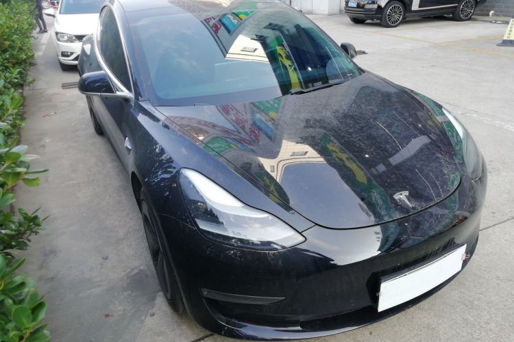 特斯拉 Model 3 2020款 改款 长续航后轮驱动版车身外观3