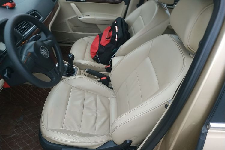 大众 朗逸 2013款 1.4TSI 手动舒适版中控内饰19