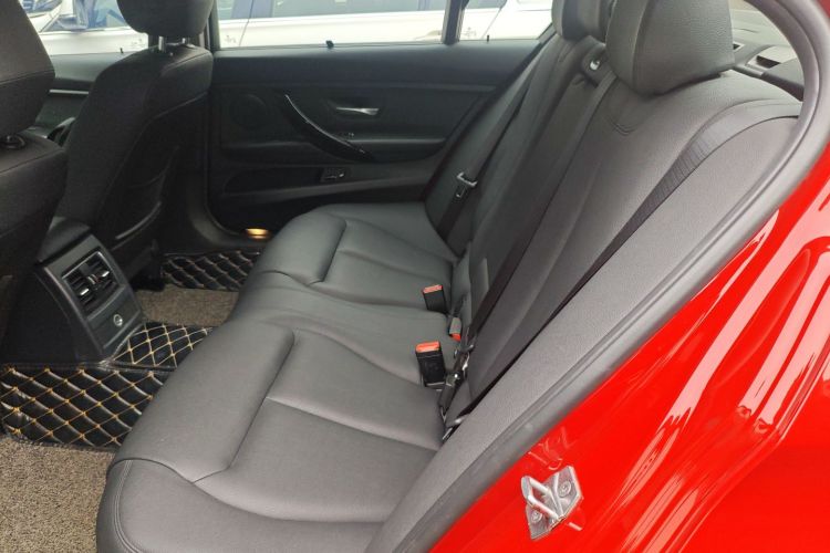 宝马3系 2017款 320Li M运动型中控内饰7004