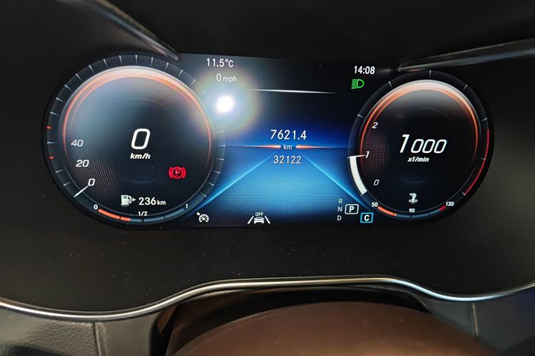 奔驰GLC 2022款 GLC 300 L 4MATIC 动感型中控内饰15