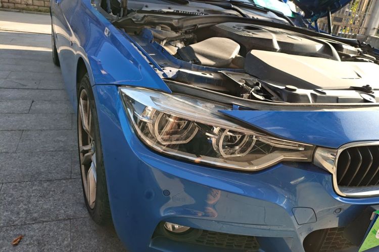 宝马3系 2017款 320Li M运动型车身外观6006