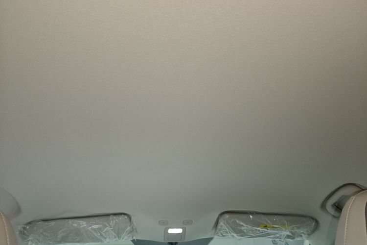 名爵 MG4 EV 2026款 437 从容版中控内饰22