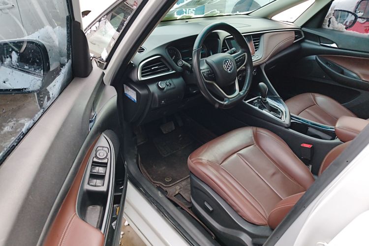 别克GL6 2019款 18T 6座互联豪华型 国VI中控内饰7003