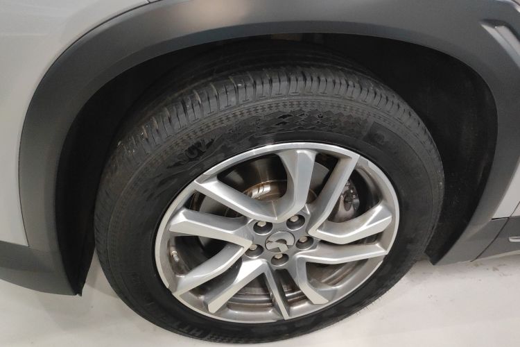 蔚来ES6 2020款 600KM 运动版车身外观6007