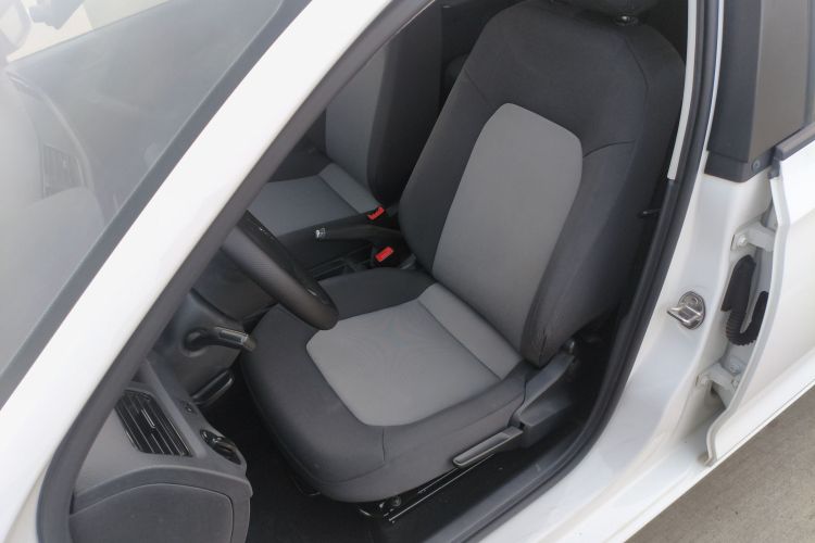 斯柯达 昕锐 2018款 1.4L 手动标准版中控内饰19