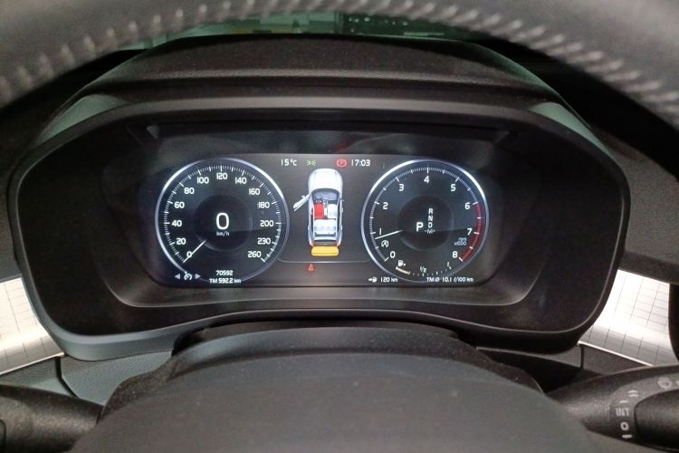 沃尔沃XC40 2021款 T4 四驱智行时尚版中控内饰14