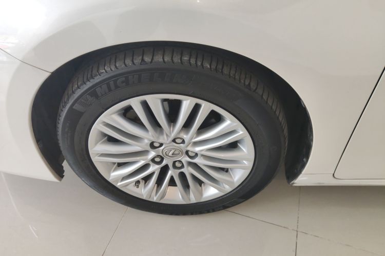 雷克萨斯ES 2016款 200 Midnight特别限量版车身外观6002