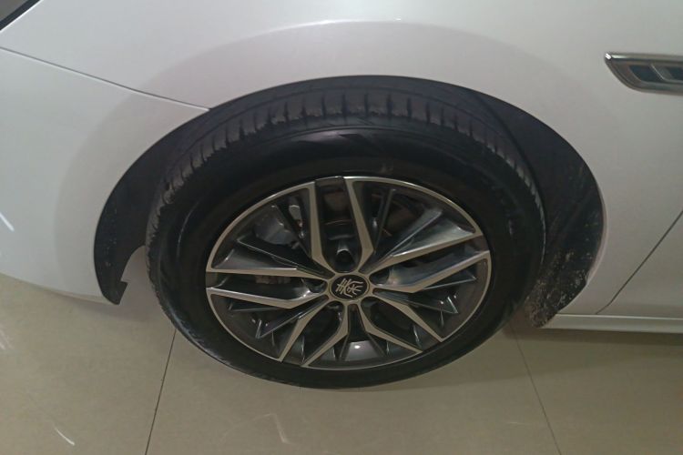 比亚迪 秦PLUS 2021款 EV 400KM 豪华型车身外观6007