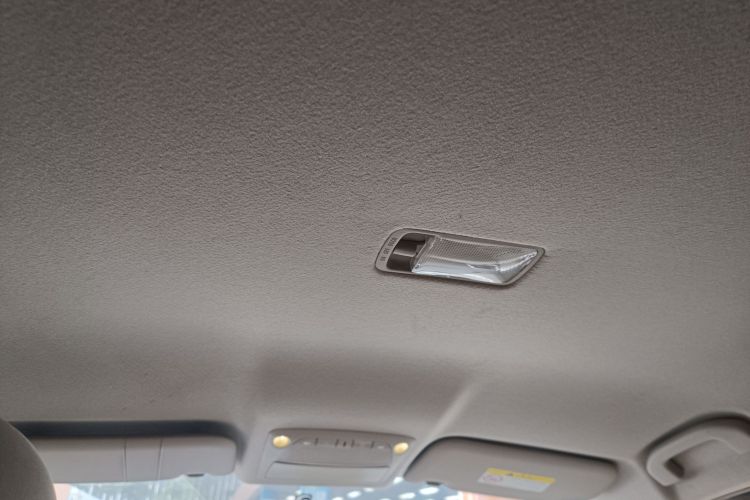 日产 轩逸 2016款 1.6XE CVT舒适版局部细节22