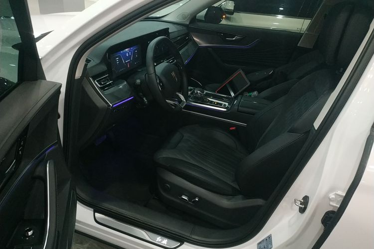 红旗HS5 2023款 2.0T 旗享Pro版中控内饰20