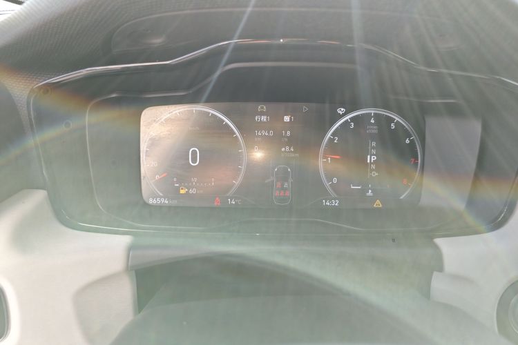 领克02 2018款 1.5T DCT两驱耀Pro版 国V中控内饰14