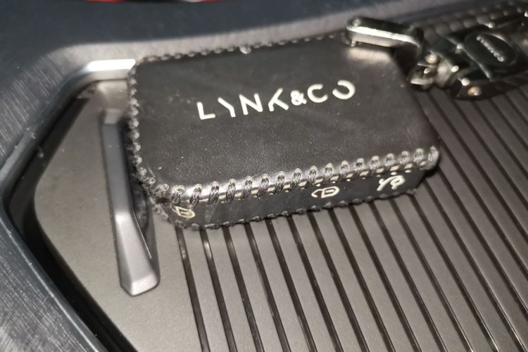 领克01 2021款 2.0TD 两驱型Pro中控内饰7001