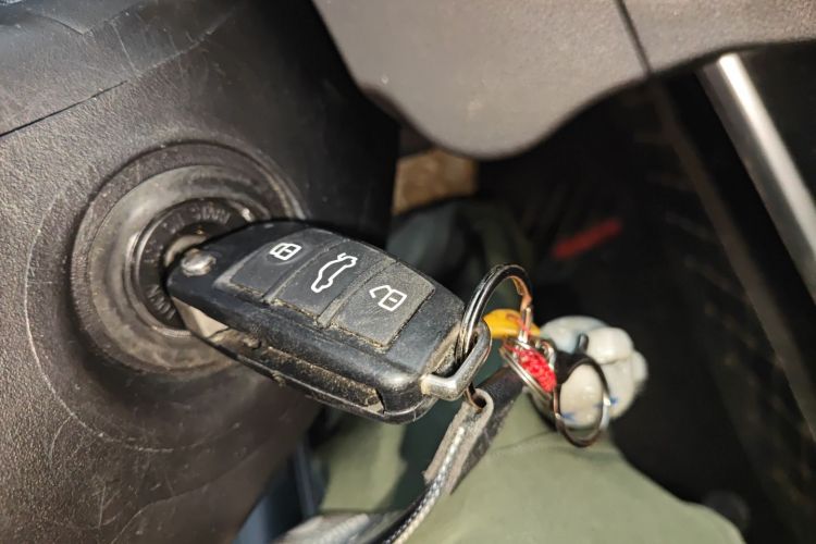 奇瑞 艾瑞泽5 2019款 1.5L CVT青春版 国V中控内饰11