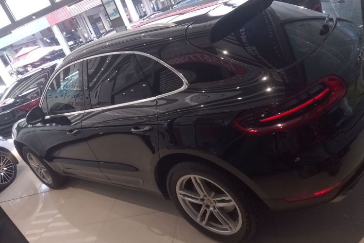 保时捷 2014款 Macan 2.0T车身外观4
