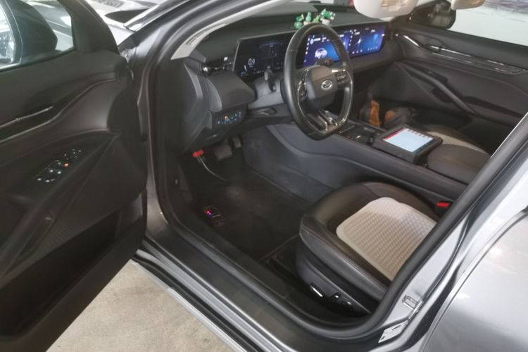 福特 蒙迪欧 2022款 改款 EcoBoost 245 豪华型中控内饰20