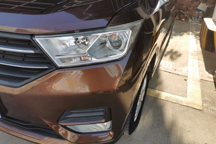 五菱汽车 五菱宏光 2018款 1.5L S舒适型L2B局部细节36