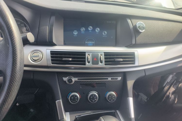 哈弗H7 2016款 蓝标H7 2.0T 自动豪华型局部细节16