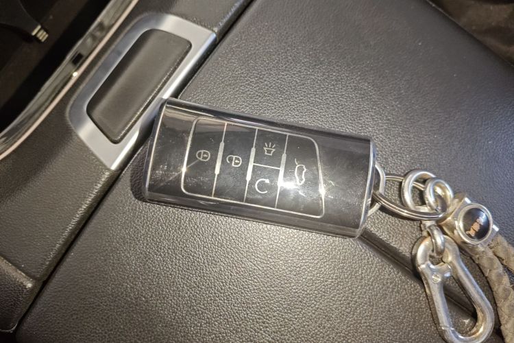 广汽传祺 传祺GS5 2019款 270T 自动尊享版中控内饰11