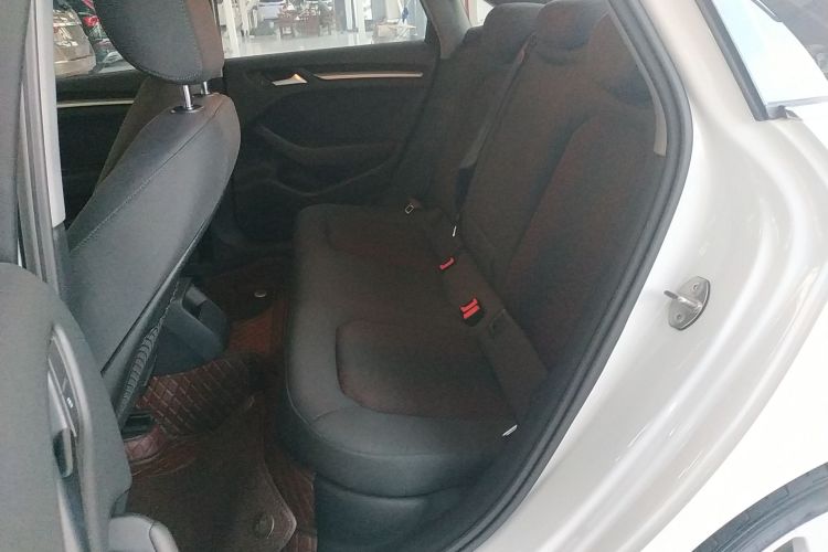 奥迪A3 2020款 Limousine 35 TFSI 进取型 国VI中控内饰7004