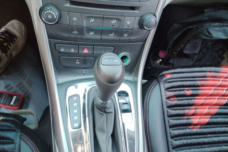 雪佛兰 迈锐宝 2014款 2.0L 自动舒适版局部细节18