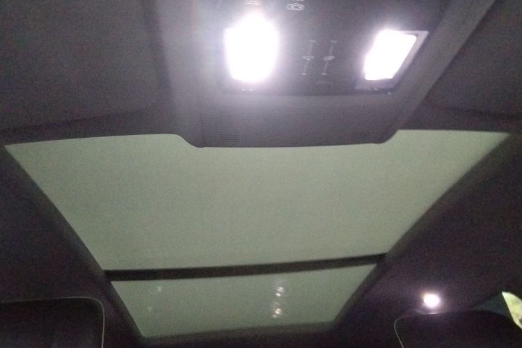 大众 途昂 2023款 530 V6 四驱尊崇旗舰版中控内饰22