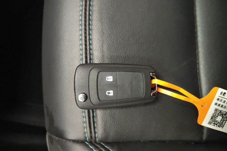 雪佛兰 创酷 2014款 1.4T 自动四驱旗舰型中控内饰11