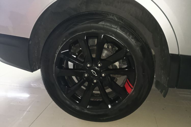 雪佛兰 探界者 2018款 Redline 550T 自动四驱拓界版RS车身外观6008