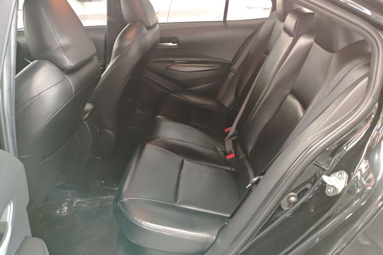 丰田 雷凌 2022款 双擎 1.8H E-CVT领先版中控内饰7004