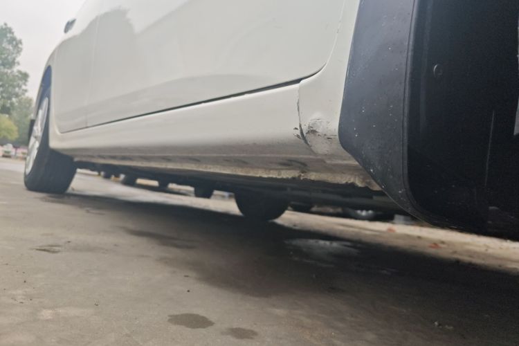 日产 轩逸 2021款 经典 1.6XL CVT豪华版局部细节9001