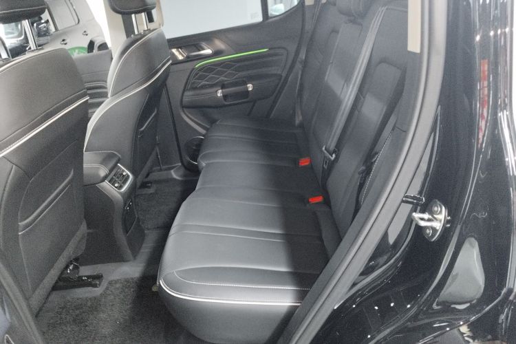 坦克300 2024款 2.0T 征服者中控内饰7004