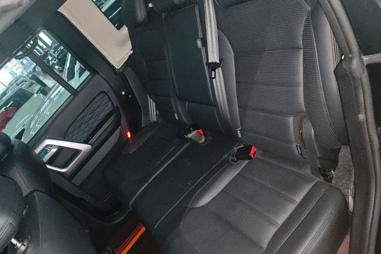 北京越野 北京BJ40 2024款 2.0D 刀锋英雄荣耀版中控内饰21