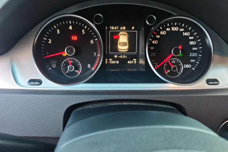 一汽-大众CC 2016款 1.8TSI 豪华型中控内饰14