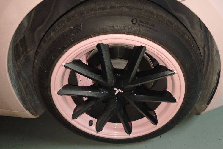 特斯拉 Model 3 2021款 标准续航后驱升级版 3D6车身外观6001