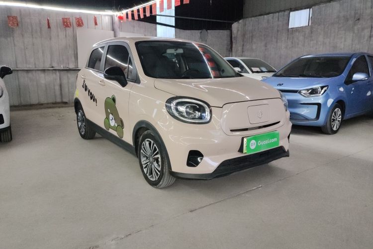 零跑汽车 零跑T03 2021款 400舒享版车身外观3