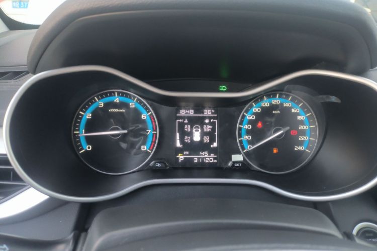 吉利汽车 帝豪 2020款 1.5L CVT豪华型中控内饰14