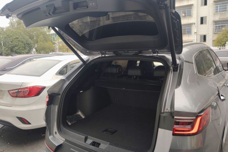 比亚迪 宋PLUS新能源 2021款 DM-i 110KM 旗舰型机舱底盘23