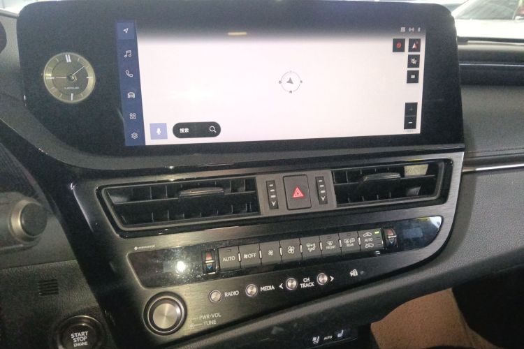 雷克萨斯ES 2022款 260 卓越版局部细节16