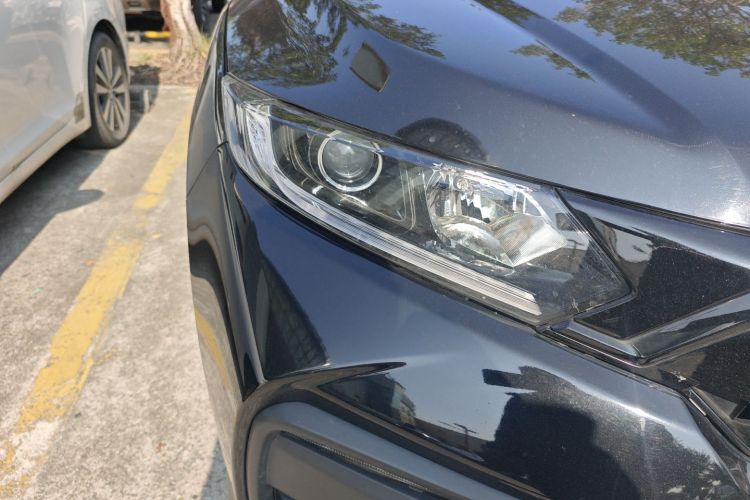 本田XR-V 2022款 1.5L CVT黑曜石版车身外观8