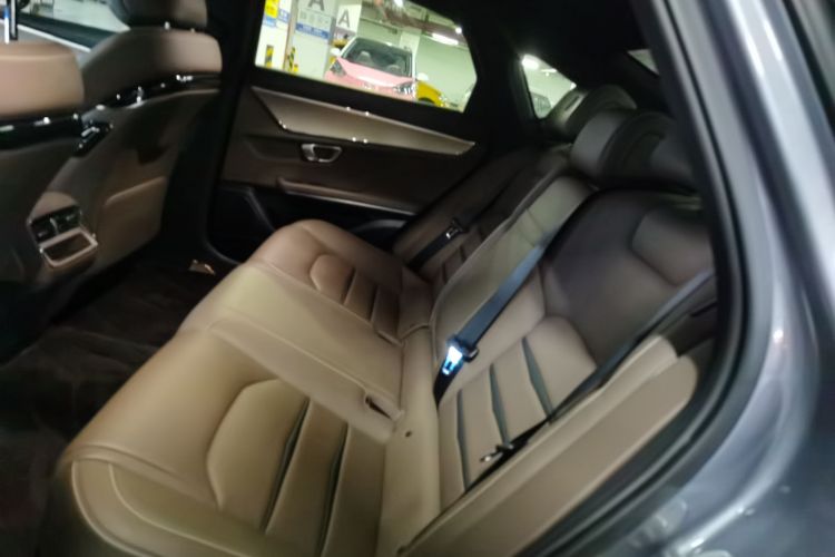 比亚迪 汉 2020款 EV 超长续航版豪华型中控内饰7004