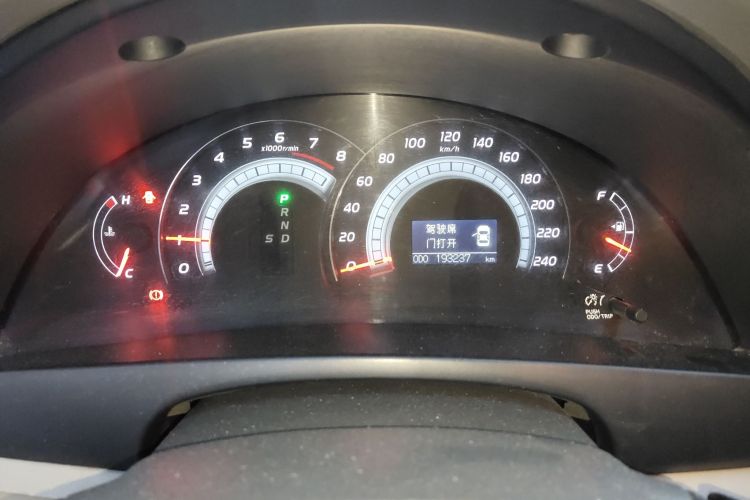 丰田 凯美瑞 2007款 240G 豪华版中控内饰15